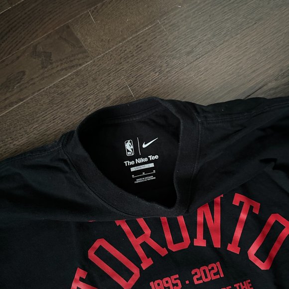 Nike Black Toronto Raptors 75th Anniversary Longsleeve - Medium - Picture 2 of 3